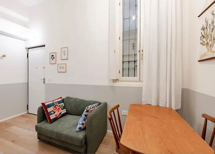0015 - Navigli - M2 Line Flat Appartamento *